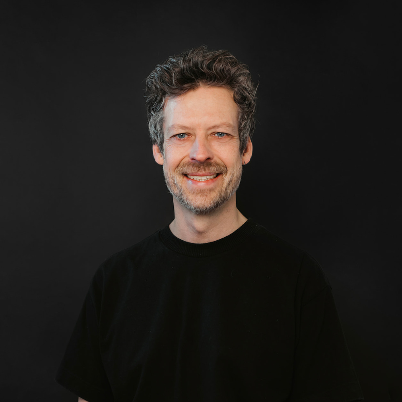 Portretfoto van medewerker servicebureau Sytze Malda.